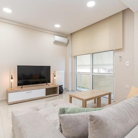 Cosy 2Br Apartment Next To Bars & Restaurants أثينا المظهر الخارجي الصورة