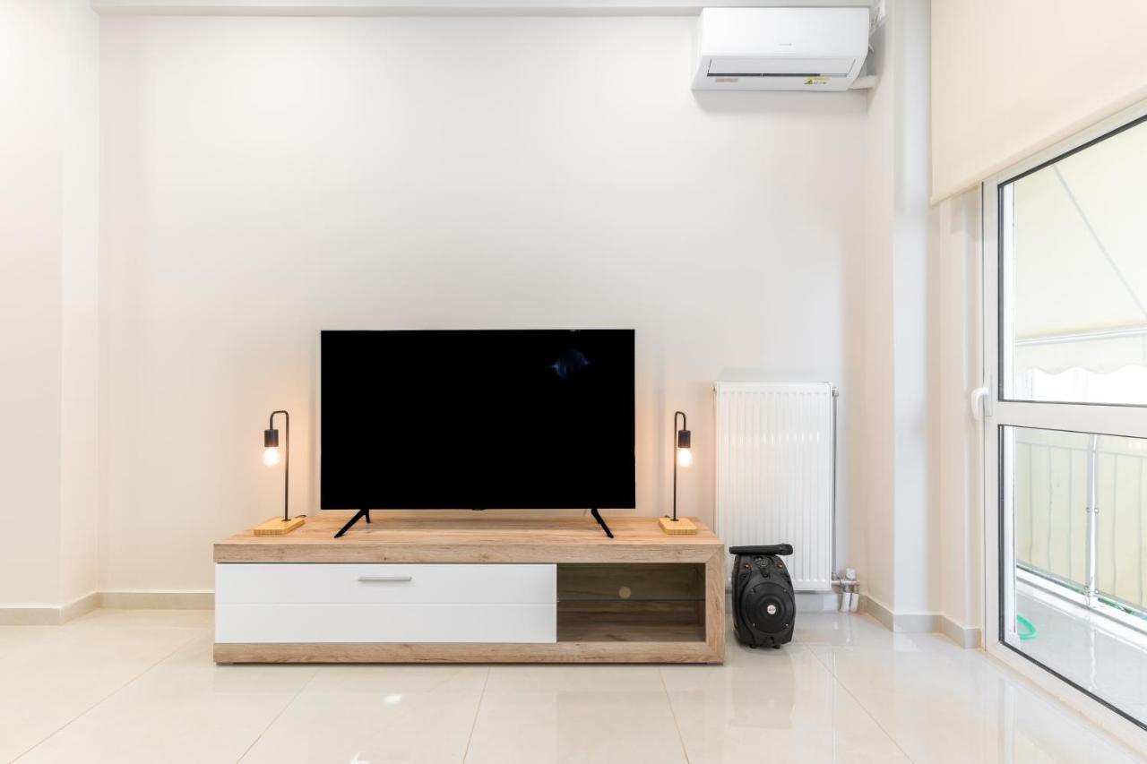 Cosy 2Br Apartment Next To Bars & Restaurants أثينا المظهر الخارجي الصورة