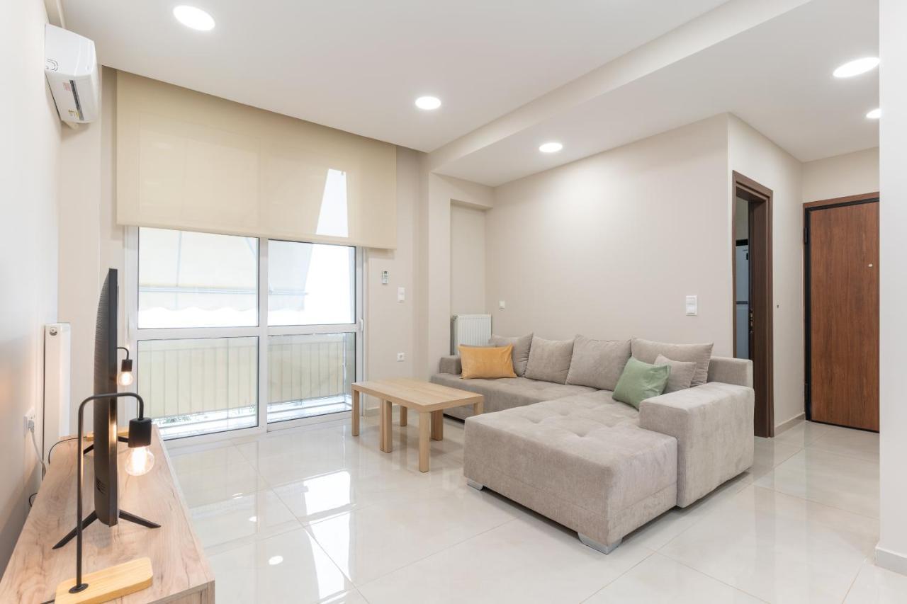 Cosy 2Br Apartment Next To Bars & Restaurants أثينا المظهر الخارجي الصورة