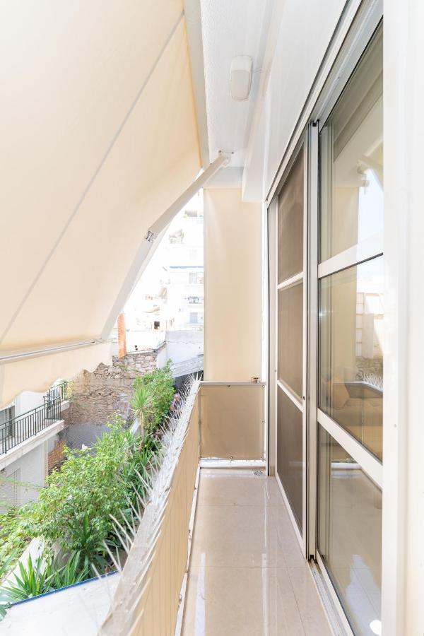 Cosy 2Br Apartment Next To Bars & Restaurants أثينا المظهر الخارجي الصورة