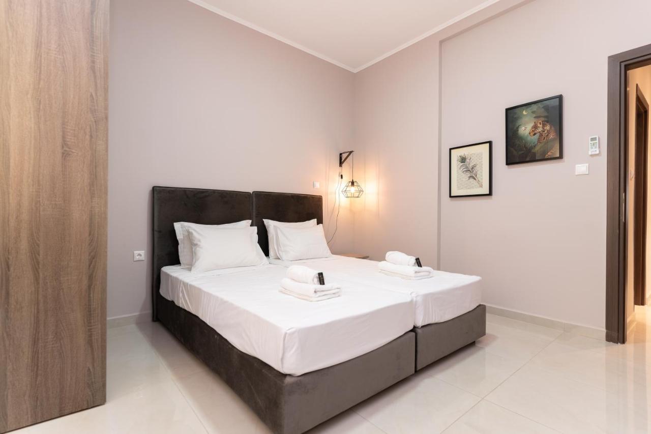 Cosy 2Br Apartment Next To Bars & Restaurants أثينا المظهر الخارجي الصورة