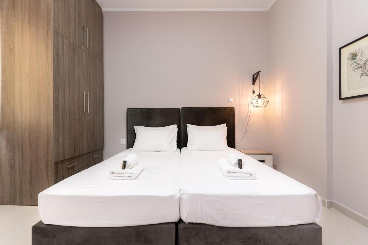 Cosy 2Br Apartment Next To Bars & Restaurants أثينا المظهر الخارجي الصورة